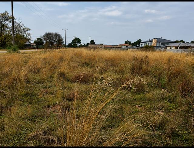 2,110M² VACANT LAND FOR SALE IN HENLEY ON KLIP